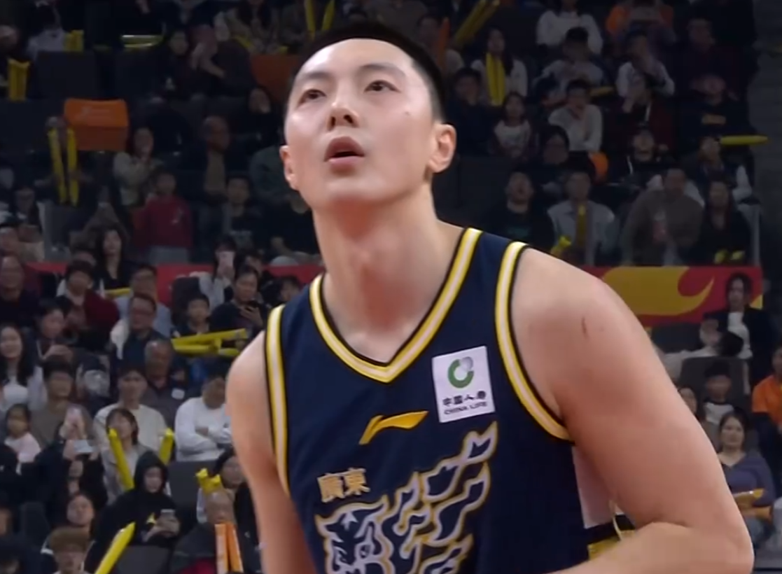 bob半岛体育登录入口-广东宏远3消息！徐昕打脸杜锋，徐杰继续梦游，胡明轩王者归来